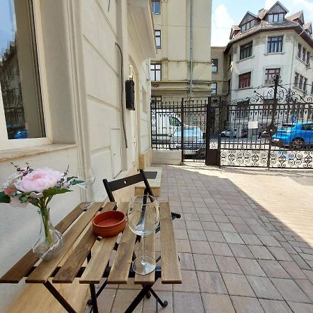 Sweet Dreams Suites Lovely Duplex Universitate Букурещ Екстериор снимка