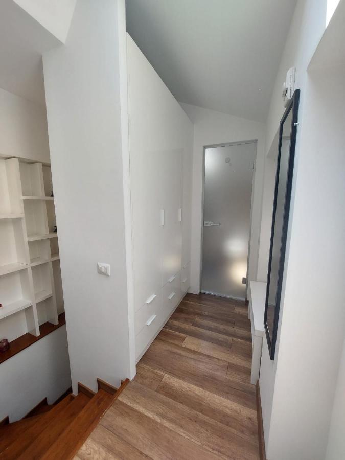 Sweet Dreams Suites Lovely Duplex Universitate Букурещ Екстериор снимка